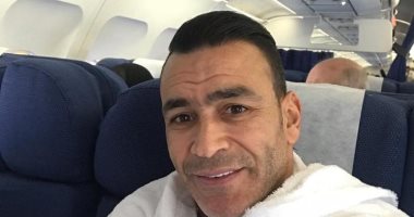 نسألكم براءة الذمة.. عصام الحضرى يطير إلى السعودية لأداء مناسك العمرة