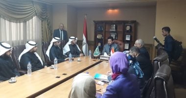 وزير الرياضة يستقبل وفد شبابي سعودي
