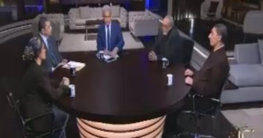 "كل يوم" يفجر مفاجأة فى قضية مكتبة حسن كامى.. ويعرض مستندات بخط يد الراحل تؤكد عدم البيع.. وأحد الموظفين يكشف عن أخر ما باعته "المستشرق" ويؤكد: بها كتب ومخطوطات وخرائط نادرة وقيمة