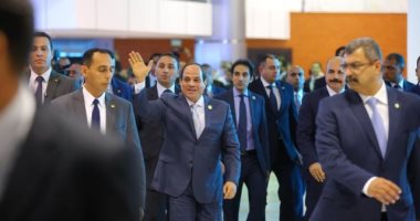 شاهد.. جولة الرئيس السيسى بمعرض "قصتنا فى حرفتنا" على هامش احتفالية ذوي الإعاقة