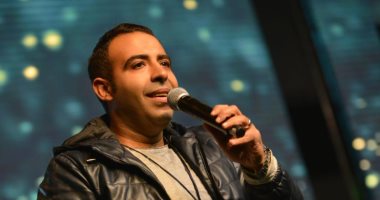 "سكوت خلاص".. محمد عدوية يلهب أجواء الكويت.. صور