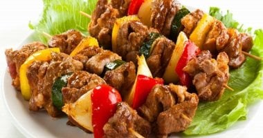 طريقة عمل سلطة اللحوم المشوية