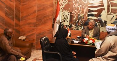 محافظ أسوان: حصر كافة طلبات الخاصة بإطلاق أسماء الشهداء على المدارس بنطاق المحافظة
