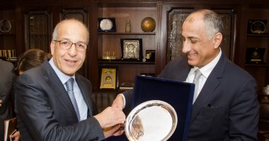 محافظ البنك المركزى المصرى يبحث مع نظيره الليبى تدعيم التعاون المشترك