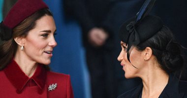 الكبيرة حلتها.. صور.. ابتسامات ميجان ماركل وكيت ميدلتون فى قداس الكريسماس