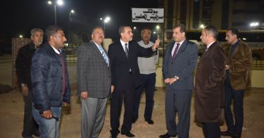 محافظ أسيوط يتفقد موقف المعلمين الجديد ويقرر نقل سيارات المنيا وملوى