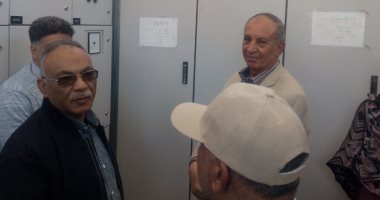محافظ البحر الأحمر ورئيس شركة المياه يفتتحان محطة صرف بالغردقة
