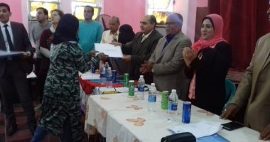 صور .. "تنمية المشروعات " بالبحر الأحمر يختتم الدورة التدريبية للحرف اليدوية 