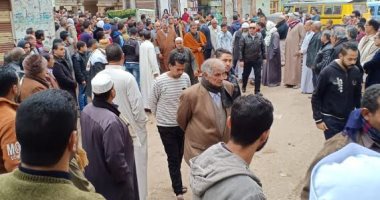 صور.. تشيع جنازة والدة الدكتور جمال شيحة بالدقهلية 
