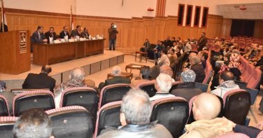 محافظ أسيوط يستجيب لتظلمات الحاجزين بمشروع "ابني بيتك" بـ"أسيوط الجديدة"
