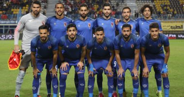 تجنبا لتكرار أزمة بتروجت.. الحكم الصربى يطلب الاطلاع على زى الأهلى وبيراميدز