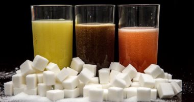 احذر.. الإفراط فى تناول المشروبات المحلاة يزيد خطر الإصابة بأمراض الكلى