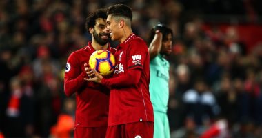محمد صلاح وفيرمينو فى التشكيلة المثالية للجولة الـ20 بالدورى الإنجليزى