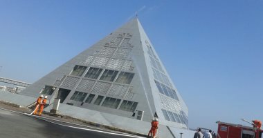 صور.. تنفيذ مناورات حريق على المنشآت والشاحنات بميناء نويبع