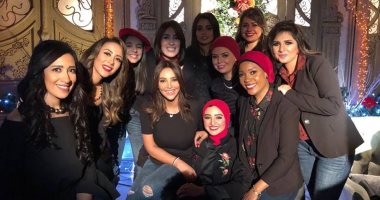 "مسرح السعادة".. هنيدى وأيامنا الحلوة ضيوف إسعاد يونس ليلة رأس السنة