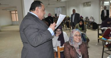 رئيس جامعة حلوان: قائمة بمحظورات الامتحانات على أبواب اللجان
