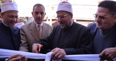 فيديو..وزير الأوقاف ومحافظ أسيوط يفتتحان مسجد بدر بحي غرب بعد تجديده وتطويره