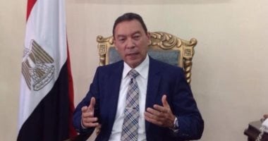 هانى الناظر يكشف عن طريقة عمل كمامة فى المنزل تستخدم عدة مرات