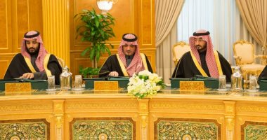 السعودية تطلق تعديل لقانون يسمح لمن هم أقل من الـ21 عام بالسفر بمفردهم