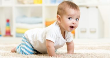 ابنك أقل من 6 أشهر ومش عارفة تأكليه إيه.. 6 أطعمة مهمة لصحته