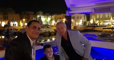 تونى بلير من الغردقة بصحبة أسرته: "أنا بحب مصر وبزورها كل سنة"