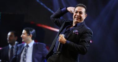 صور ..حكيم هاتريك رأس السنة لأول مرة في تاريخ النجوم العرب