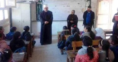 وكيل قطاع المعاهد الأزهرية يتفقد امتحانات الشهادة الابتدائية بالإسكندرية