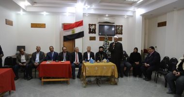 محافظ المنوفية يزور كنيسة بركة السبع ويقدم التهنئة بالعام الجديد