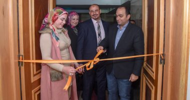 صور.. افتتاح معرض الفن التشكيلى بقصر ثقافة الأنفوشى بالإسكندرية