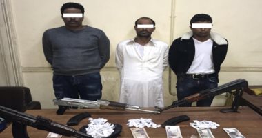القبض على 3 تجار "بودرة" يروجون الهيروين فى صحراوى الفيوم