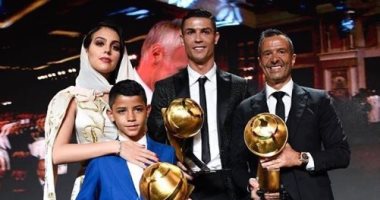 اعرف ماذا قال كريستيانو رونالدو بعد فوزه بجائزة جلوب سوكر 2018؟