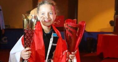 بالكورة والمضرب.. "هنا" طفلة حجزت مكانها بين أفضل 32 امرأة رياضية بمصر