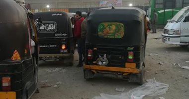قارئ يشكو من فوضى التكاتك بمنطقة حديقة بدر فى جسر السويس