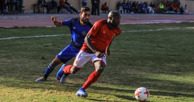 جيرالدو وهشام محمد ينتظمان في مران الاهلي 
