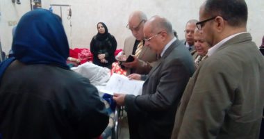 رئيس جامعة أسيوط يتفقد قسم الاستقبال العام بالمستشفى الجامعي