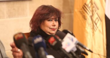 إيناس عبد الدايم تلتقي بمحافظ الاسماعيلية والفريق مميش لبحث مشروعات ثقافية 