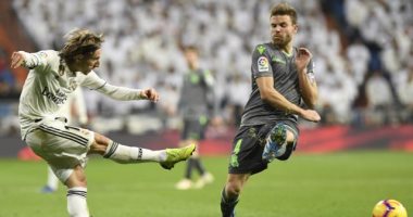 ريال مدريد ينهار أمام ريال سوسيداد بثنائية فى الدوري الإسباني.. فيديو