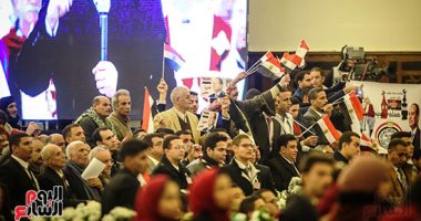 شاهد.. نجوم الفن يهنئون الأقباط بعيد الميلاد.. أبرزهم صابرين وخالد النبوى 