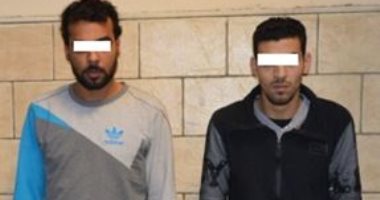 ضبط سائق سرق أمتعة شخصين أجانب في منطقة سموحة بالإسكندرية