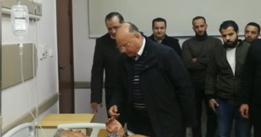 محافظ القاهرة يزور مصابى الشرطة فى انفجار العبوة الناسفة بعزبة الهجانة.. صور