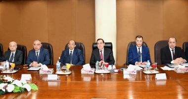 وزير البترول يوجه بتعظيم الاستفادة من خطوط نقل المنتجات البترولية