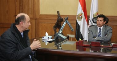 وزير الشباب والرياضة يلتقى رئيس اتحاد التايكوندو