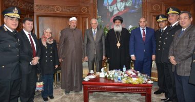 محافظ الجيزة يقدم التهنئة للأقباط بعيد الميلاد المجيد