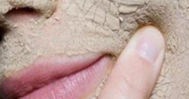 صحتك فى وصفة.. ماسك الخميرة من مطبخك وبدون تكاليف لتنظيف الوجه ونضارته