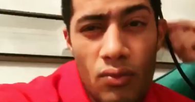 بالاستشوار.. محمد رمضان ينشر كواليس تصوير أغنية "مافيا".. فيديو 