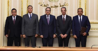 صور.. رئيس الوزراء يشهد توقيع اتفاقية مشروع تنقية مياه مصرف كيتشنر بـ148مليون يورو