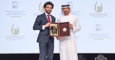 ليفربول يهنئ محمد صلاح على جائزة محمد بن راشد للإبداع الرياضى