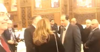 شاهد جولة بومبيو داخل كاتدرائية ميلاد المسيح بالعاصمة الإدارية