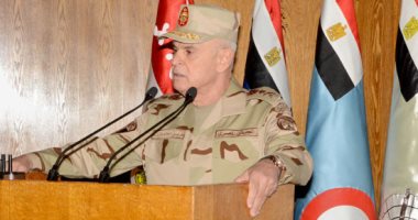 الفريق محمد فريد فى لقاء القادة الجدد: الدفاع عّن الوطن مهمة مقدسة    