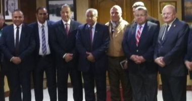 البحث العلمى يلتقى محافظ أسوان لمتابعة الأعمال بمشروع خفض منسوب المياه الجوفية